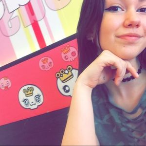 Meet your Posher, Juliet